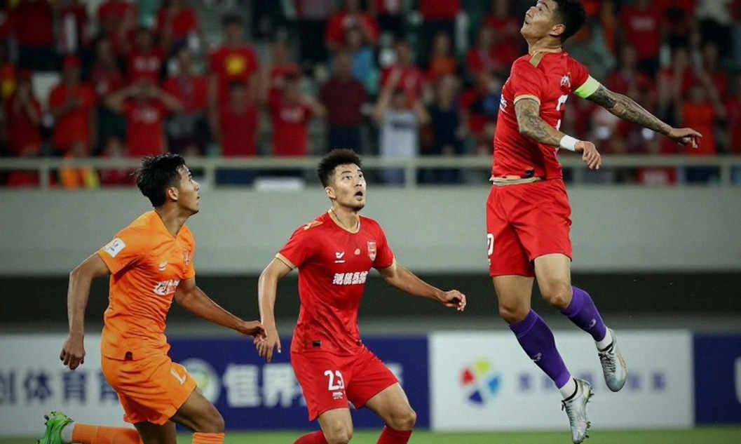 From Legend Yashin to Tran Quoc Tuan: The Soviet Tactical Stream in Vietnamese Football From Legend Yashin to Tran Quoc Tuan: The Soviet Tactical Stream in Vietnamese Football