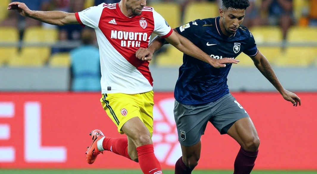 Khi Almeyda nói 'những đặc điểm khác': Rayados bước vào phép thử độ sâu đội hình