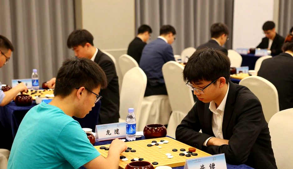 Carlsen trở lại, GCL 2026 phơi bày bài toán lịch thi đấu khắc nghiệt