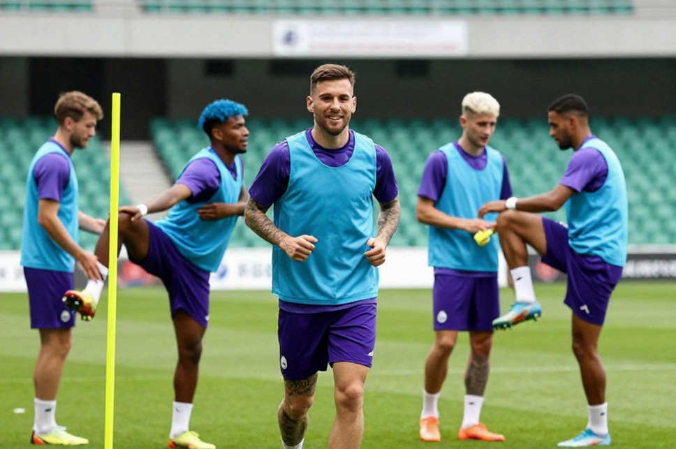 VAR derby Manchester bị rút khỏi lịch điều hành: sai lầm ở bàn thắng của Haaland và cái giá của niềm tin