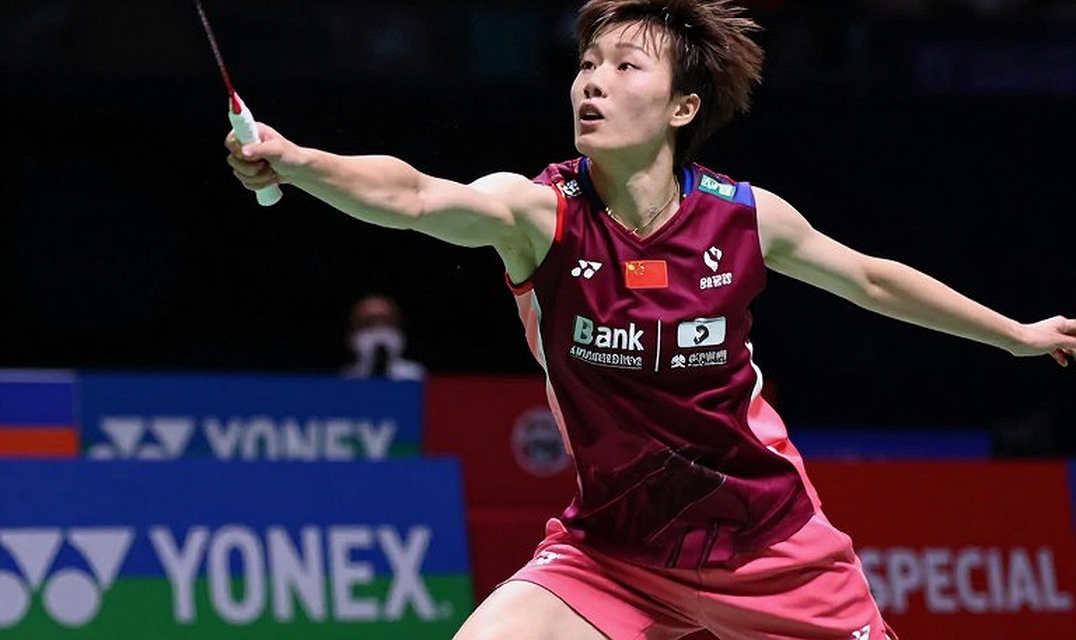 Alwi Farhan và buổi tập với Kento Momota: Một thế hệ mới học cách thở trước Asian Games 2026