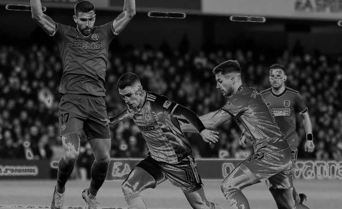 Arema FC đánh rơi 4 điểm ở hai trận gần nhất: Lỗ hổng nằm ở biên giới trận đấu, không phải ở hàng công
