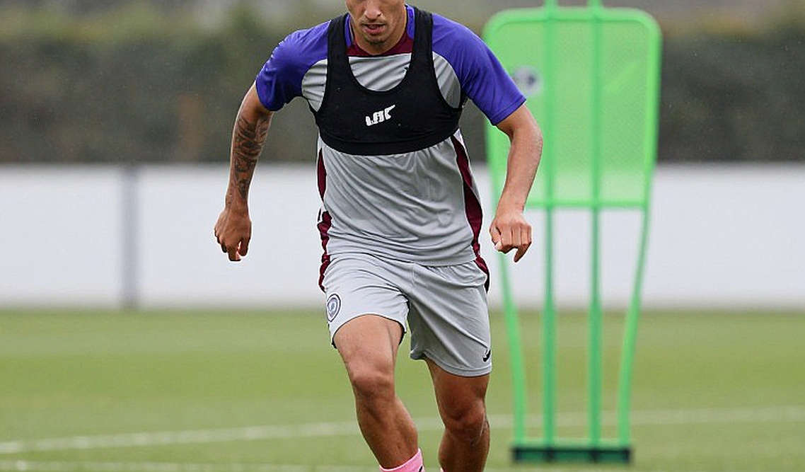 Bão giận dữ của người hâm mộ Al-Ahly khiến Giám đốc thể thao Rui Pedro phải rời ghế chỉ sau vài giờ